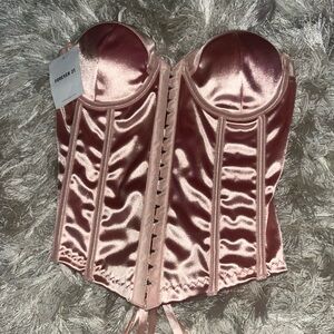 Forever 21 Pink Satin Corset✨🤍